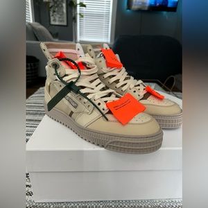 NIB/NWT: Off-White 3.0 off court calf leather sneakers